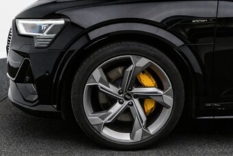 Predám Audi E-tron S 370kw - 9