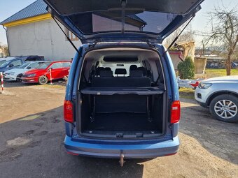 VW CADDY MAXI 2,0TDI 7MÍST TAŽNÉ - 9