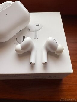 Apple AirPods Pro 2 USB-C + Magsafe - 9