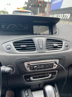 Renault Scenic - 9