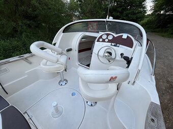 Quicksilver 540 Cruiser kajutová loď + Mercury 90PS - 9