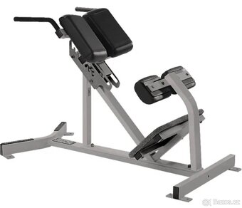 Hammer Strength - 12 strojů skladem - 9