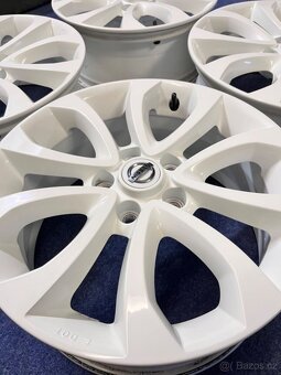 5x114,3 R17 originál alu Nissan Juke - ET 47 - 9