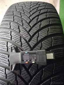 Po 2ks zimni 205/55/17 ruzne znacky - 9
