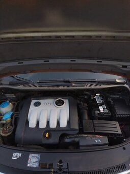 Volkswagen Touran 1,9 tdi 77kw - bez DPF - 9