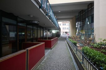 AGORA FLORA - pronájem komerčních prostor (487,4 m2), Praha - 9