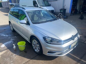 Volkswagen Golf Variant 1,6 TDI Comfortline - 9