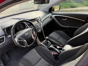 HYUNDAI I30 1.6 CRDI 81 KW ČR KLIMA SENZORY PO SERVISU - 9