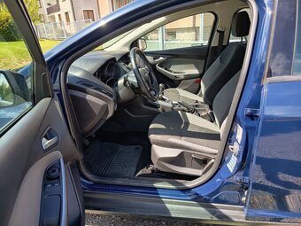 Ford Focus, 1.0i 74kW COMBI - 9