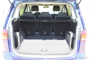 VW Touran 1.4 TSI 110Kw DSG 1.majitel 101000km servis kamera - 9