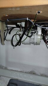 Programovatelná konfekční dirkovačka BROTHER DH4-B980-01 - 9