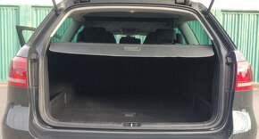 Volkswagen Passat B7 2,0TDI XENON,HISTORIE,NEBOURANÉ - 9