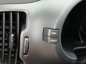 Kia Sportage 1.7 CRDi , 85 kW nafta, 2011 - 9