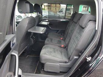 VW TOURAN High Line 2,0 TDI 110kW+7st.DSG-1.Maj. -2021- DPH - 9