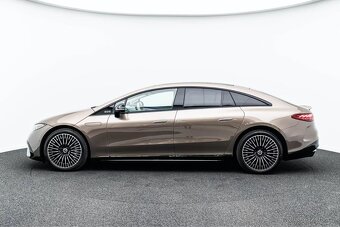 Mercedes-Benz EQS - 9