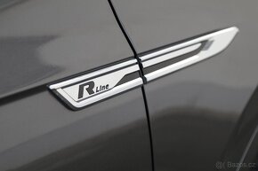 Touareg R-Line/ Black / Webasto/ TZ / Servis / DPH / 2021 - 9