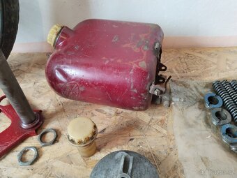 Jawa 550 pařez a 555 pionýr díly - 9