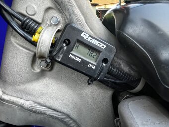 Yamaha yz 125 2022 - 9