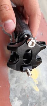 Mtb díly (kliky, sedlovky, sedadla ) - 9