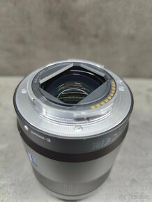Sony ZEISS FE 55 mm f/1,8 ZA Sonnar T - 9