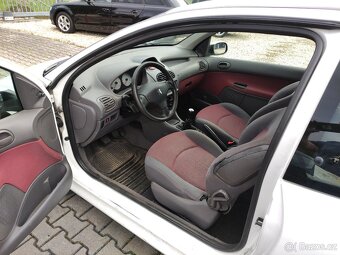 PEUGEOT 206 1.4 HDi 50KW,SERVO,EL.OKNA,CENTRÁL,ZÁVĚS. - 9