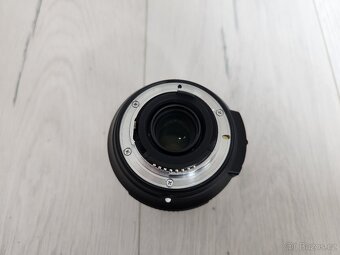 Nikon D5600, objektivy 18-140 + brašna - 9
