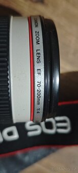 Canon EOS 550D s objektivem - 9