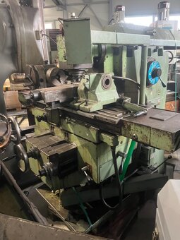 208. Frézka FGU 32 - 9