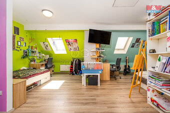 Prodej bytu 5+kk se zahrádkou, 116 m², Přerov nad Labem - 9