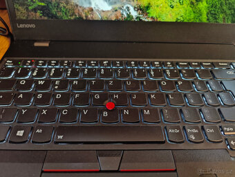 Notebook Lenovo ThinkPad T570 na opravu nebo ND - 9