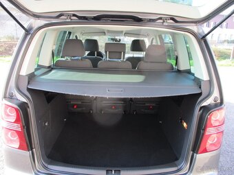 VW TOURAN - 1.4 TSi , tažné zařízení - 9
