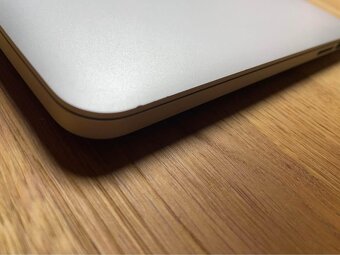 MacBook Pro 13” Retina early 2015 - 9