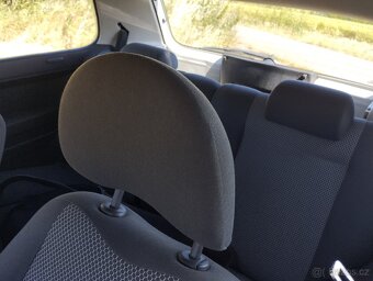 Volkswagen Fox 1.4 tdi 51 kw 2008 splašený vysavač 😂 - 9
