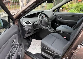 Renault Grand Scénic 130 / 1,4i - 7 Míst , Tažné benzín - 9