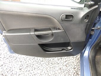 Ford Fiesta 1.3i,51kw,5-ti dveř.2005,ČR,2.majitel - 9