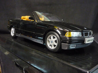 BMW 325i Convertible Maisto 1/18 - 9