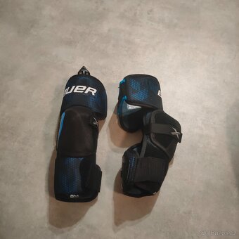 Hokejové vybavení - 9