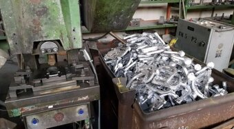 LENP 25 A excentrický lis, 1973, použitý - 9