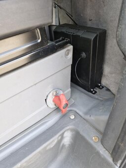 Kontejnerové Iveco daily 3,5 t - řidičský průkaz B - 9