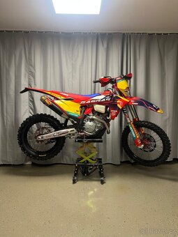 NOVÁ MOTO ‼️ ODPOČET DPH ‼️ Gasgas EC 450F 2024 - 9