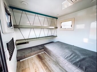 TERÉNNÍ KARAVAN MATURI SIDEWAY - 9