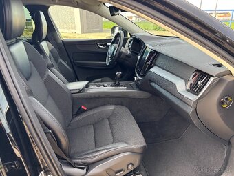 Volvo XC60 D4 AWD Momentum – 6/2018, Nez. top., tažné - 9