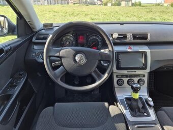 Prodám Volkswagen Passat 2.0 TDI 103kW - KLIMATIZACE - 9