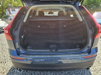 Volvo XC60 D4 Momentum Pro mod 2020 - 9