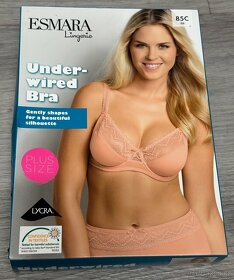 Podprsenky, kalhotky, top košilka - 9