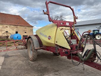 Postřikovač Hardi Navigator 4000 - 9