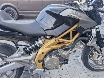 Aprilia Shiver 750 - 9