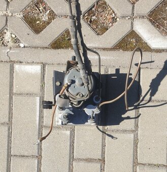 E39 528i  náhradní díly ND - 9