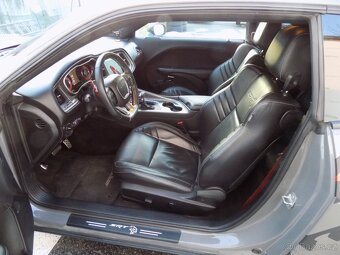 Dodge Challenger 6.2/V8/HELLCAT/SRT/Větr.sed/ - 9