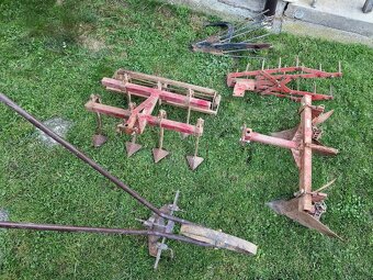 Zahradní a zemědělský stroj VARI (Honda) systém s příslušens - 9